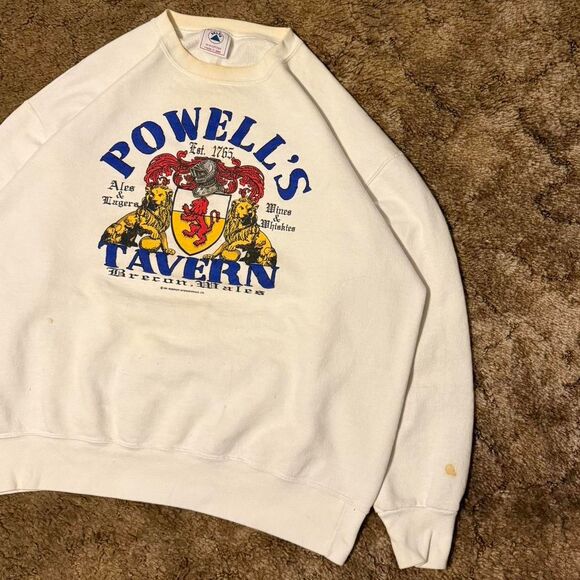 Vintage 90s Powells Tavern Brecon Wales Bar Crewneck Sweatshirt White XLarge - Picture 1 of 8